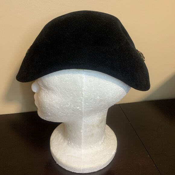 Vintage Carol Fisk Hat Of Chicago Velvet with 2 Jeweled Insects - Picture 3 of 8